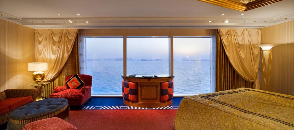 DELUXE TWIN ONE-BEDROOM SUITE