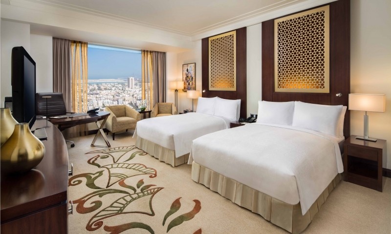 EXECUTIVE ROOMS