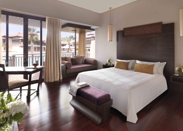 DELUXE LAGOON ACCESS ROOM