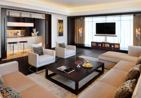 EXECUTIVE LOUNGE ACCESS