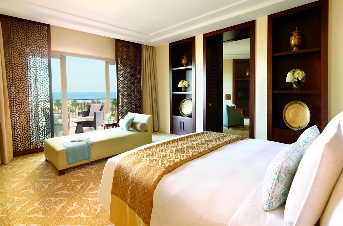 CLUB JUNIOR SUITE