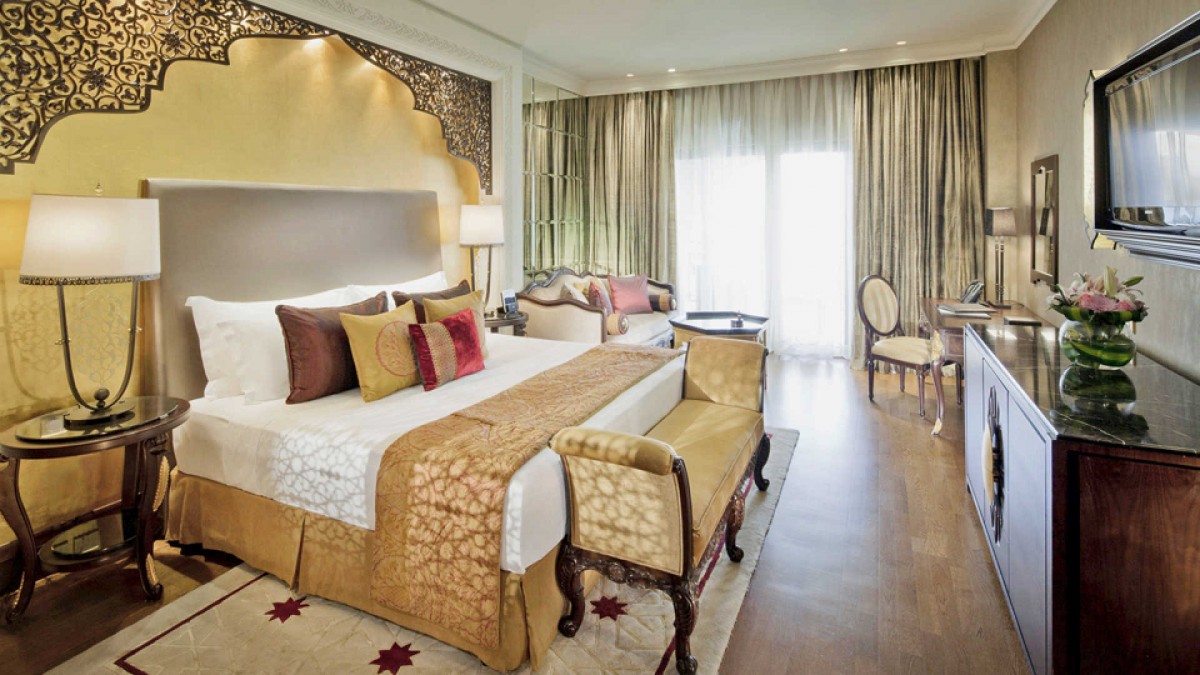 DELUXE KING PALMVIEW ROOM