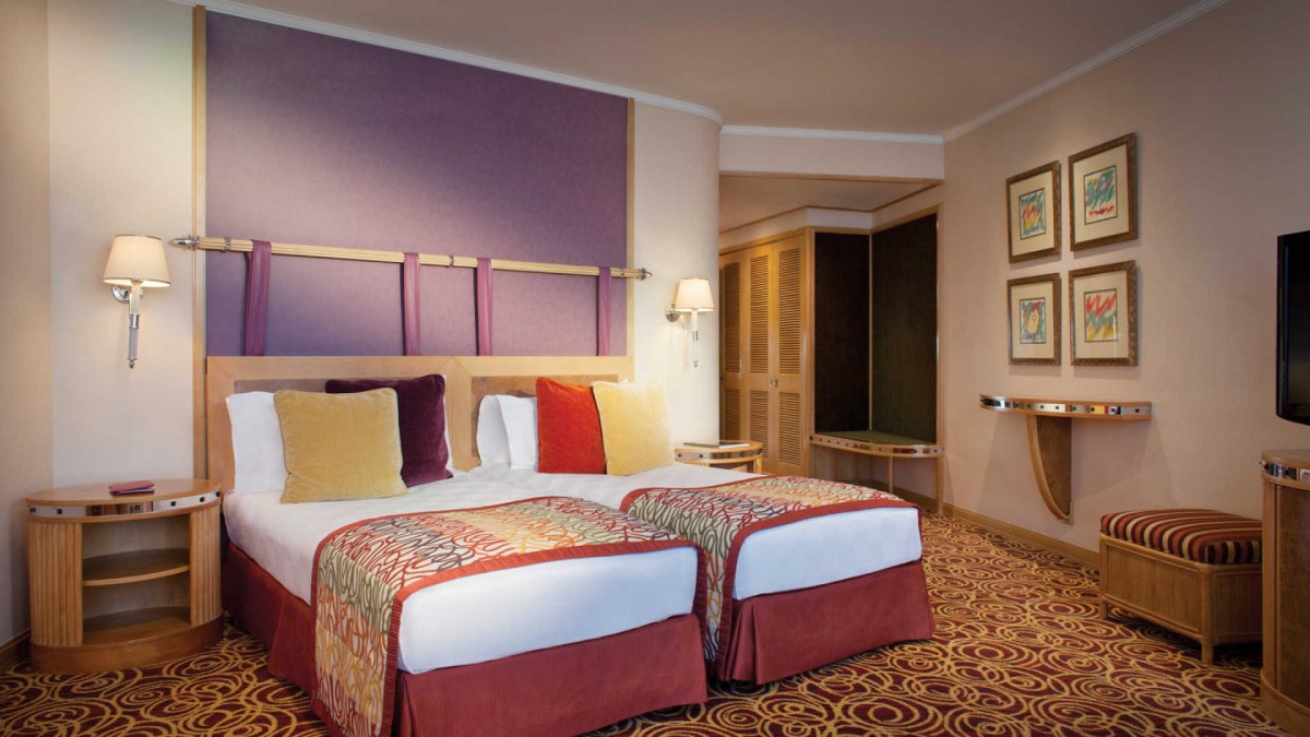 OCEAN CLUB ROOM