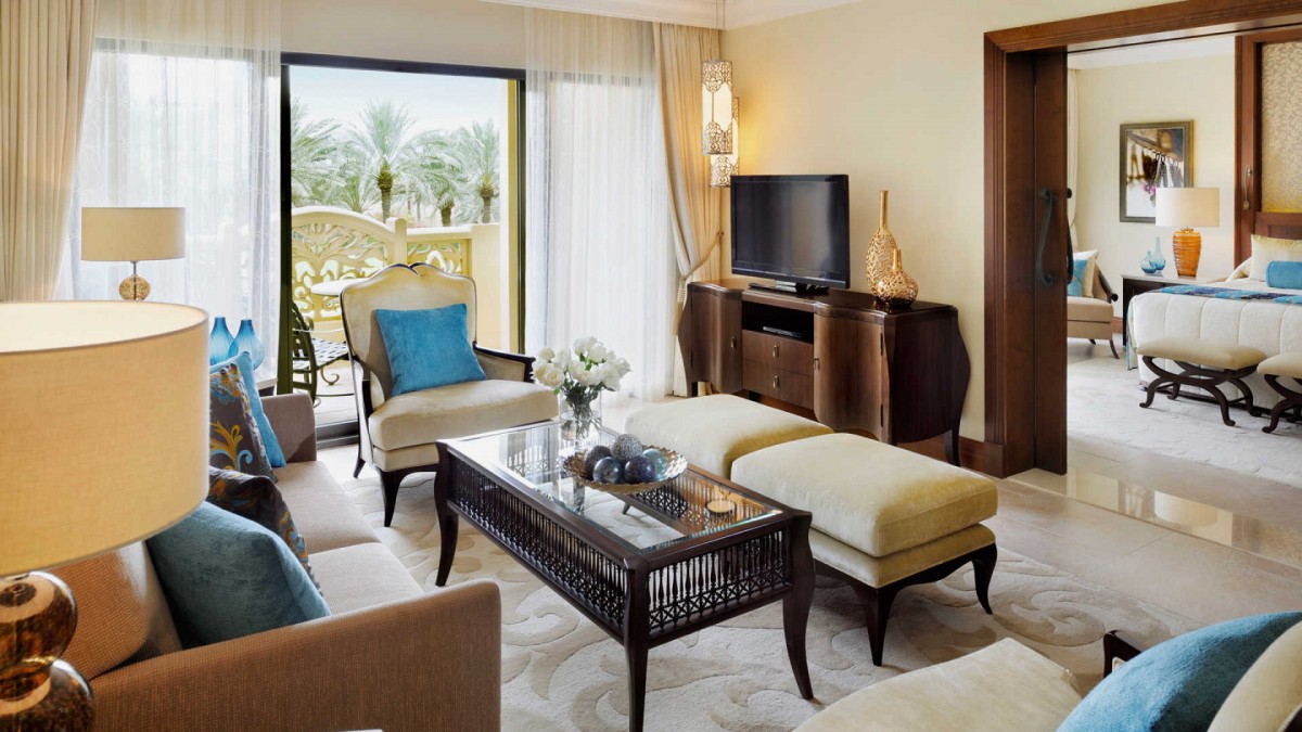 ONE BEDROOM EXECUTIVE SUITE