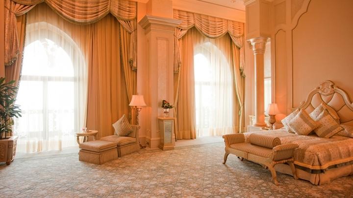 2 BEDROOM PALACE SUITE