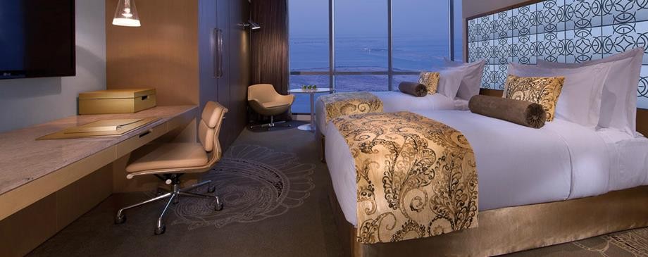 DELUXE CLUB TWIN ROOM