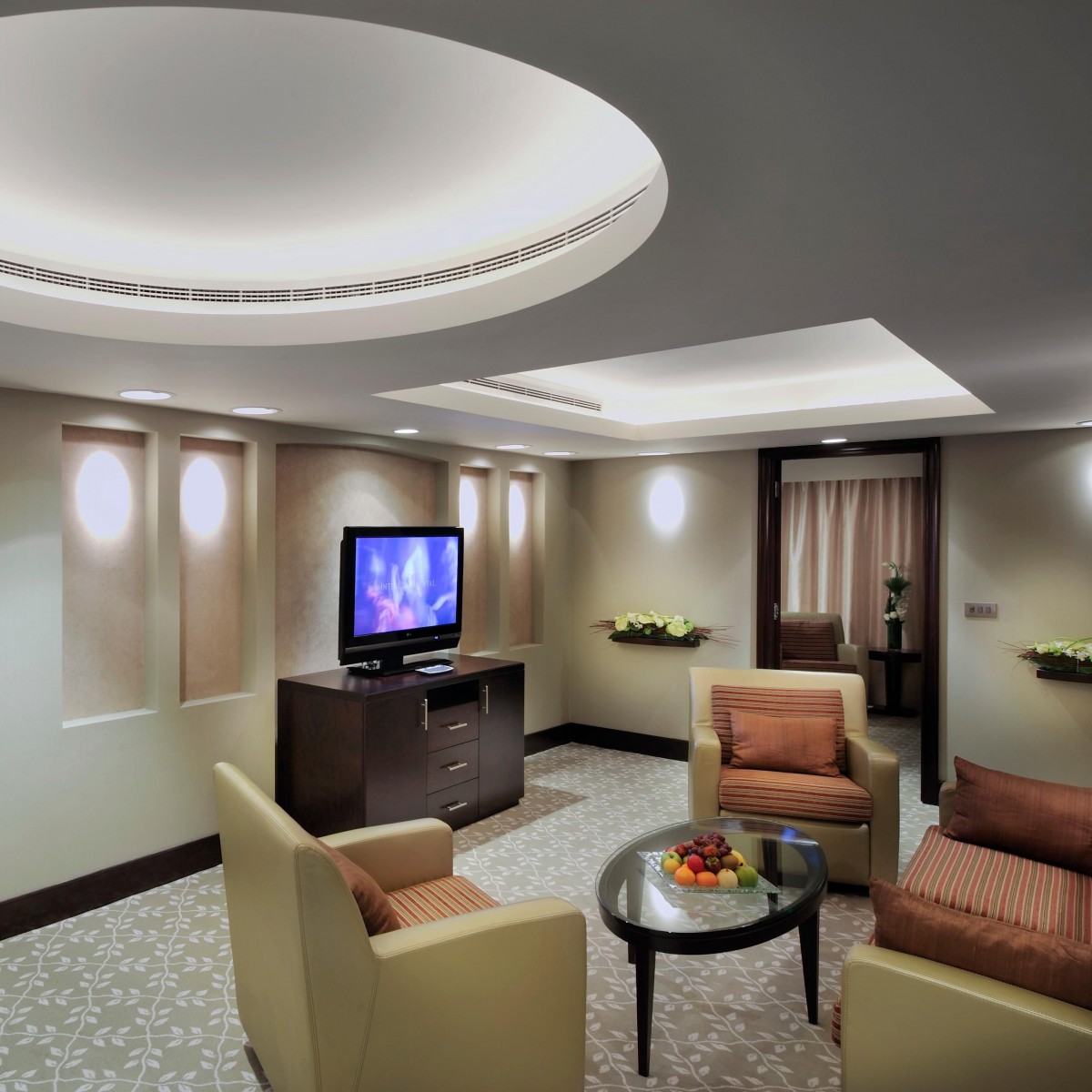 DELUXE SUITE