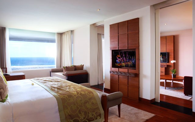 SAMABE POOL SUITES
