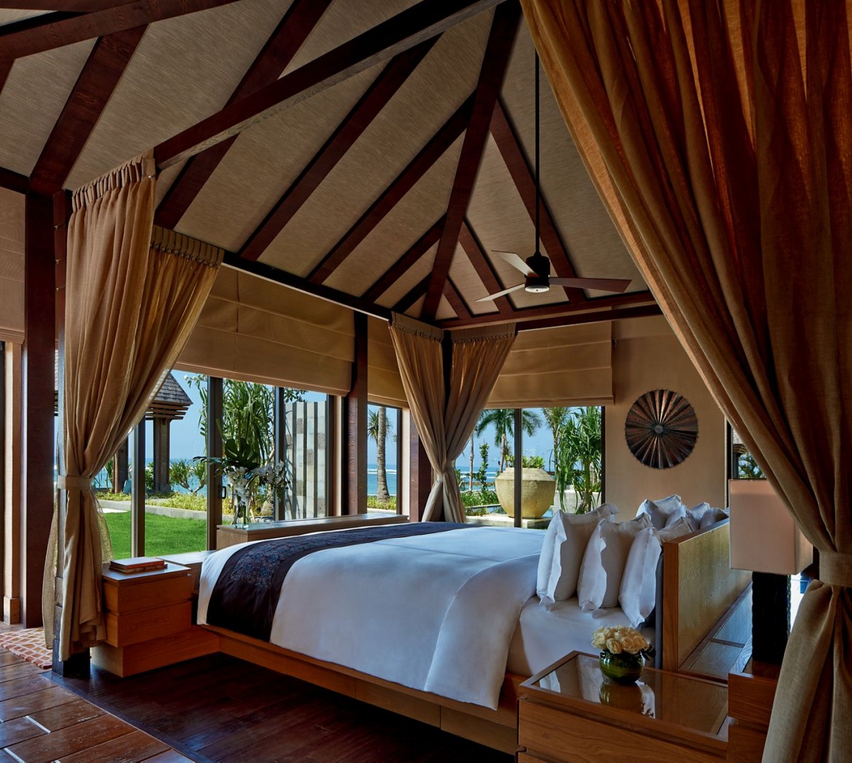 THE RITZ-CARLTON OCEANFRONT VILLA