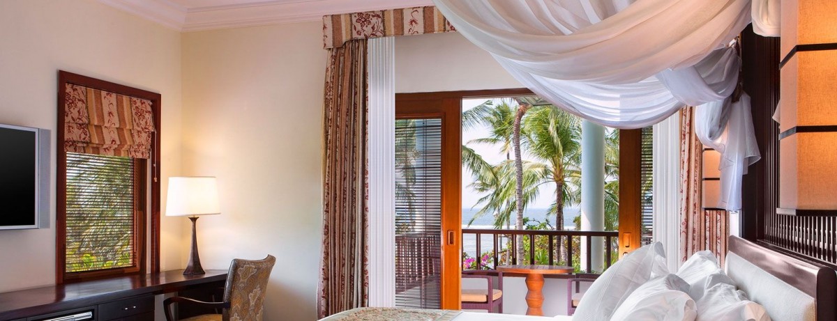 DELUXE OCEAN VIEW SUITE