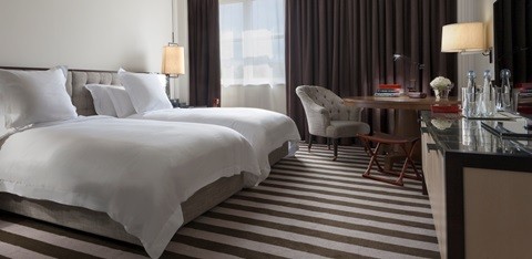 PREMIER ROOM
