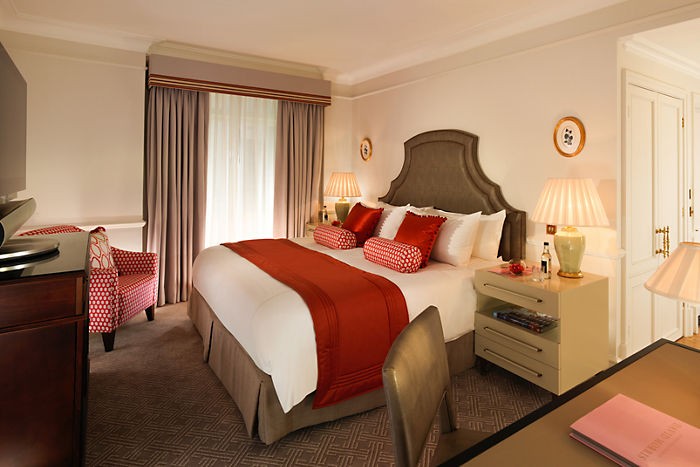 COURTYARD SUITE