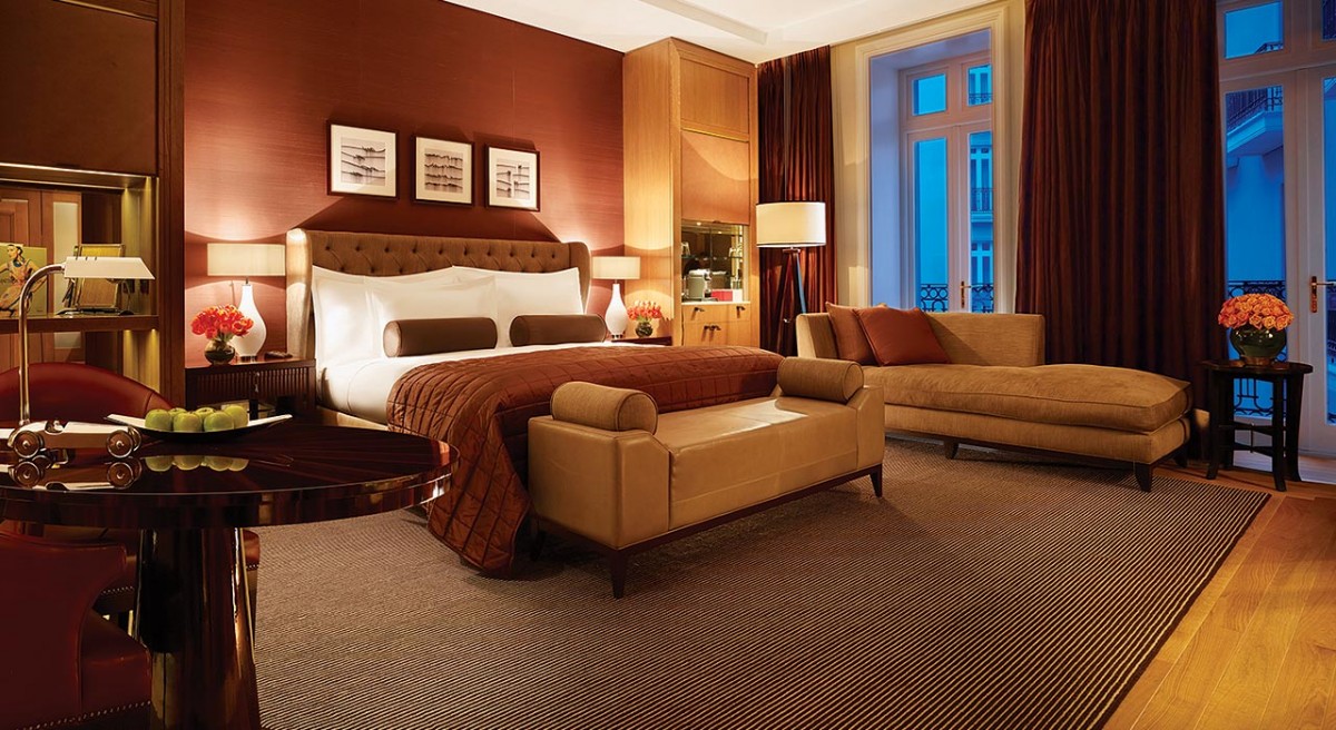 DELUXE JUNIOR SUITE