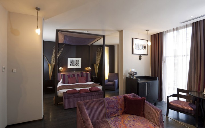 DELUXE JUNIOR SUITE