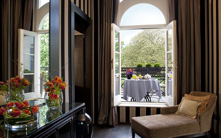 ROYAL SUITE