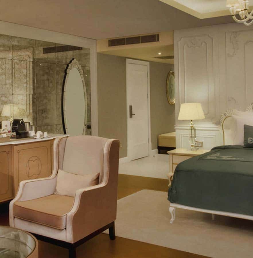 LUXURY SUITE