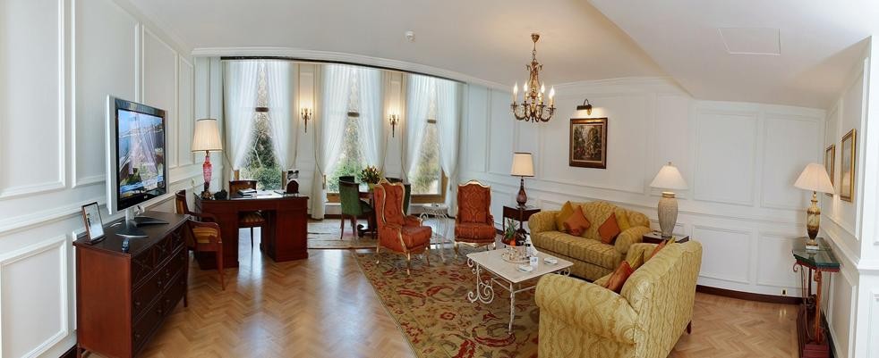 TWO BEDROOM PARK VIEW PALACE SUITE