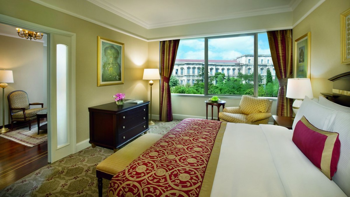 EXECUTIVE PARK VIEW SUITE