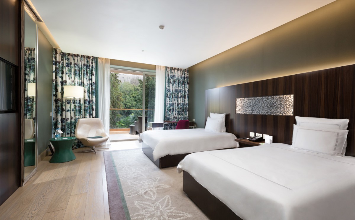SWISS ADVANTAGE ROOM