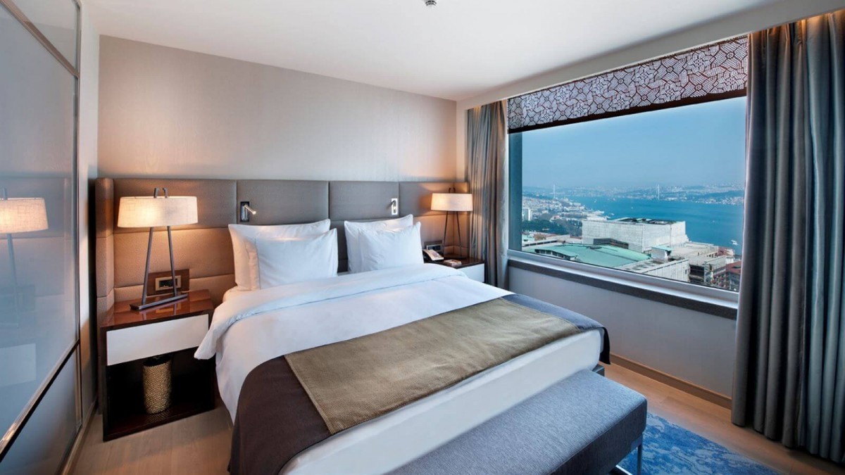 BOSPHORUS SUITE