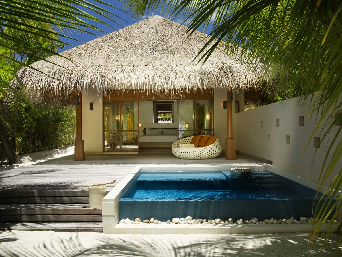 DELUXE BEACH POOL VILLA
