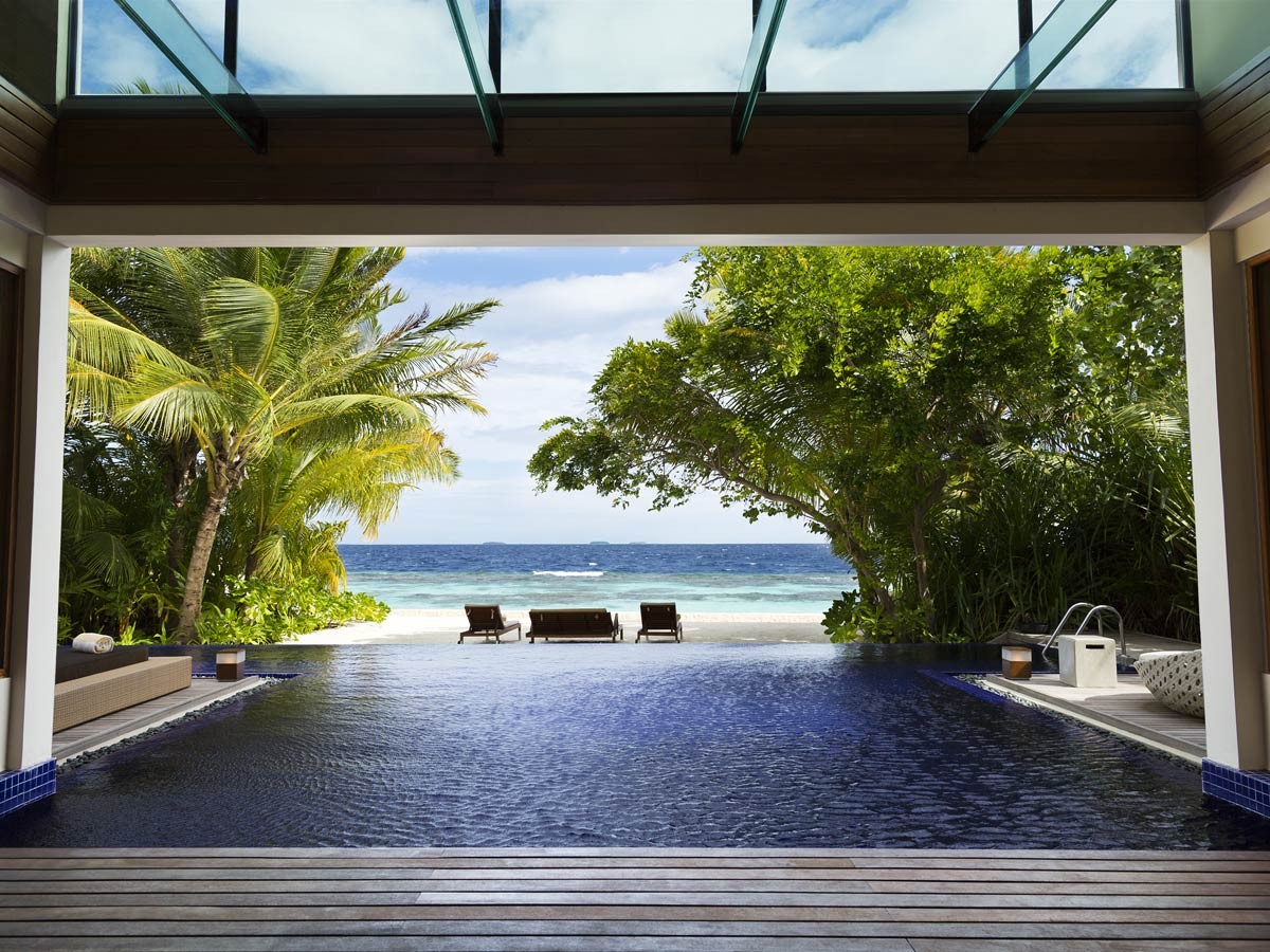 TWO BEDROOM BEACH POOL RESIDENCE