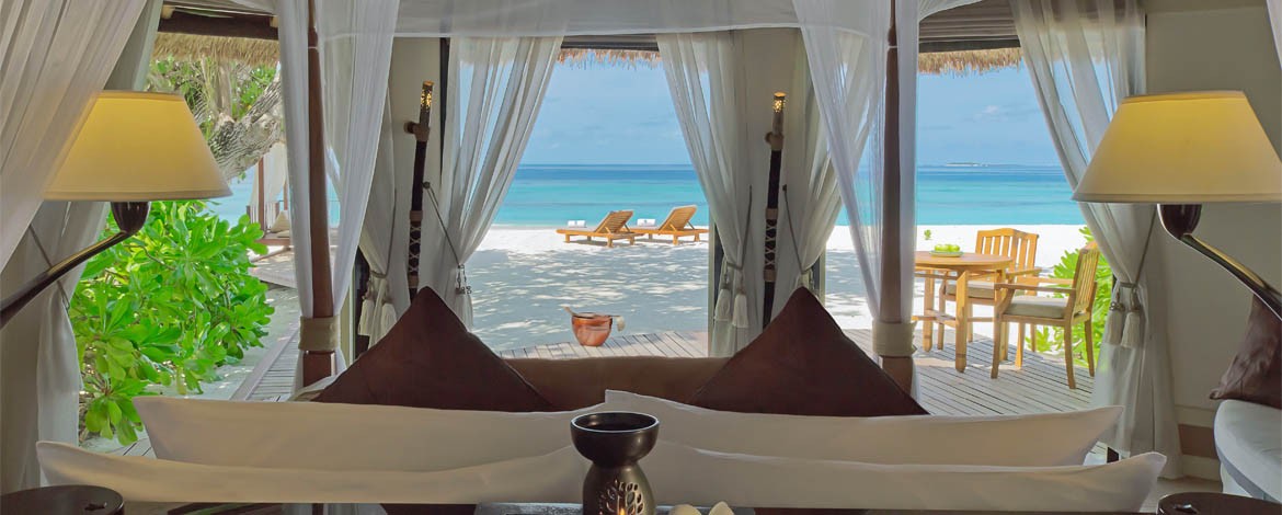BEACHFRONT POOL VILLA