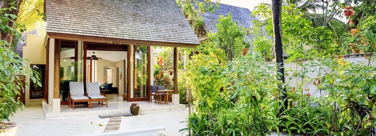 DELUXE BEACH VILLA