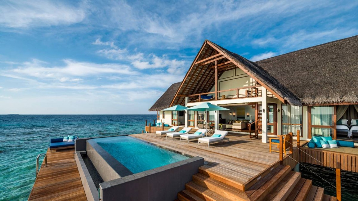 SUNRISE TWO-BEDROOM WATER SUITE