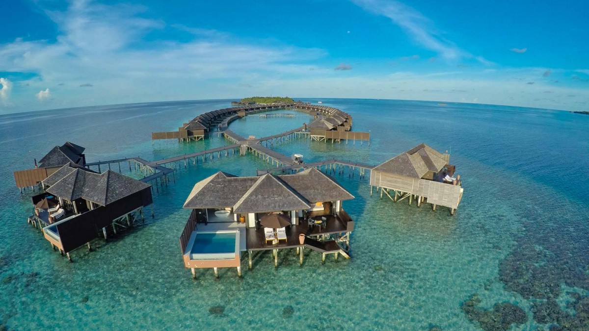 SUNSET WATER SUITE