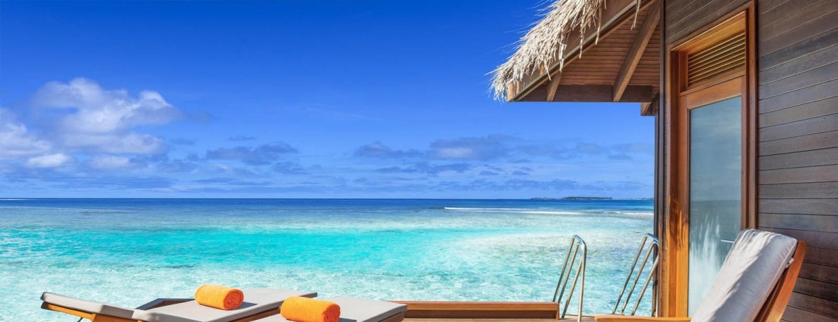 CLUB WATER BUNGALOW