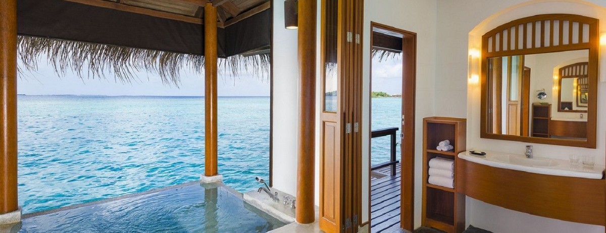 WATER SUITE