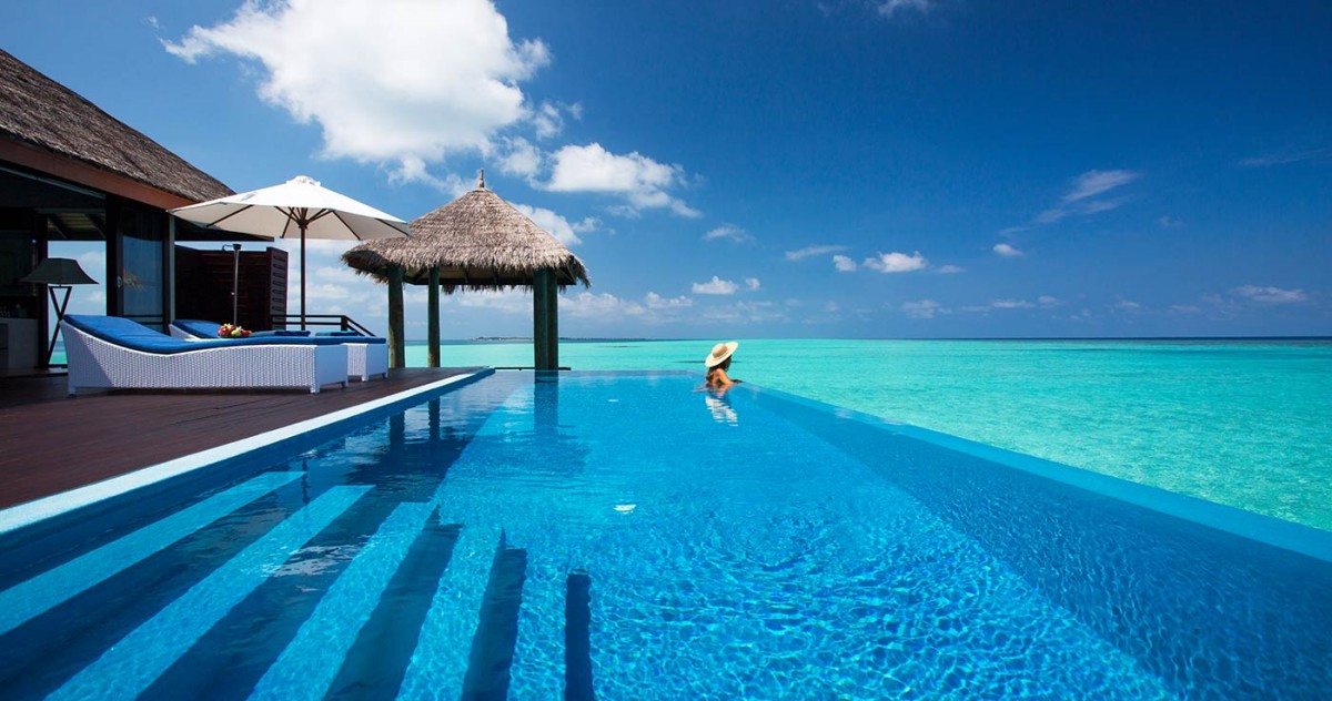 WATER SUITE