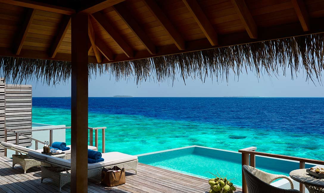WATER VILLA WITH POOL