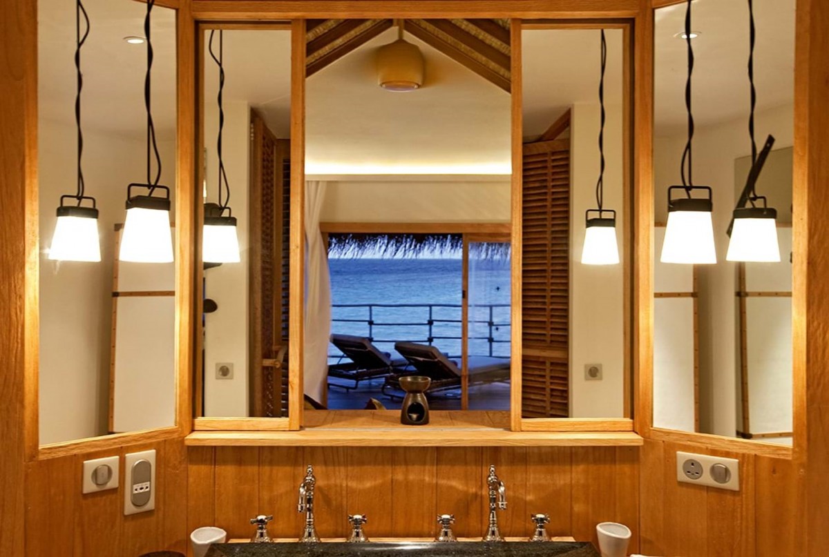 WATER VILLA