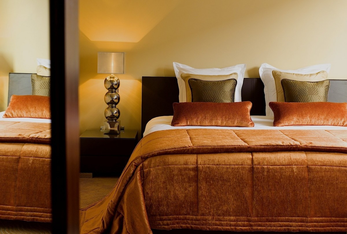 THE SAFFRON SUITE