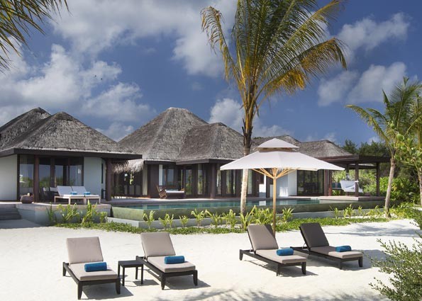 TWO BEDROOM BEACH POOL RESIDENCE