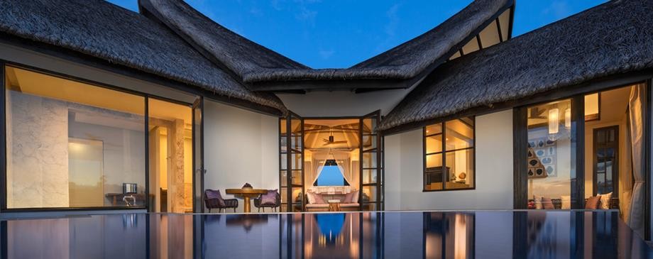 WATER VILLA WITH POOL SUNRISE
