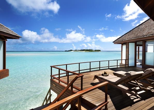 SUNRISE OVER WATER SUITE