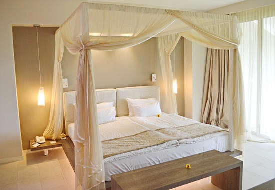 OCEAN SUITE