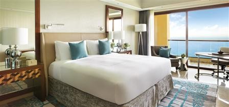 DELUXE VIEW ROOM