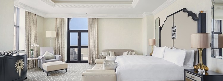 ROYAL SUITE WITH SEA VIEW