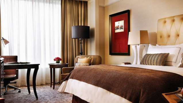 BOULEVARD ROOM