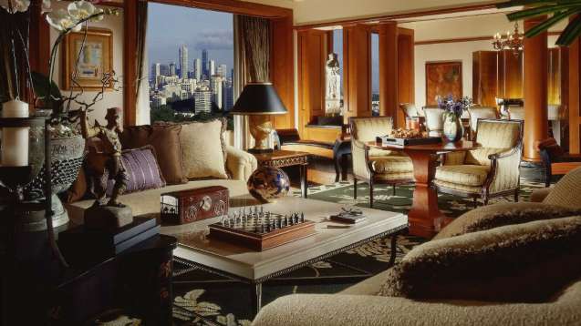 PRESIDENTIAL SUITE
