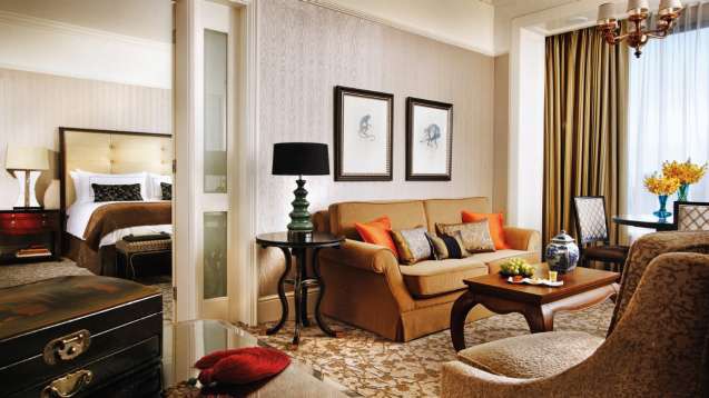 ONE-BEDROOM SUITE