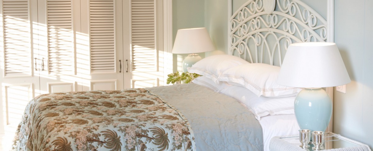 CLASSIC GARDEN FACING ROOM
