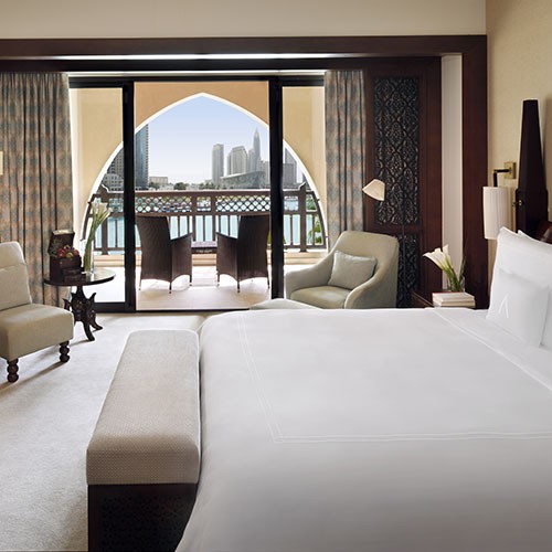 PALACE LAKE VIEW ROOM