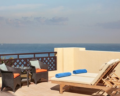 KING DELUXE SUITE