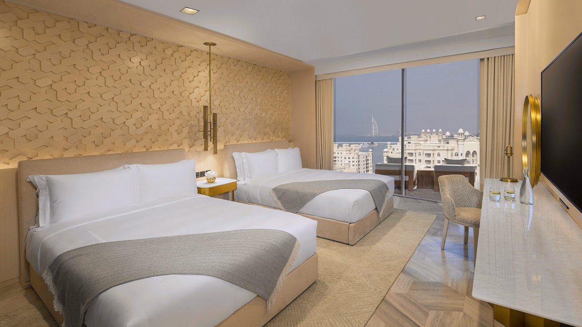 LUXE SEA VIEW TWIN