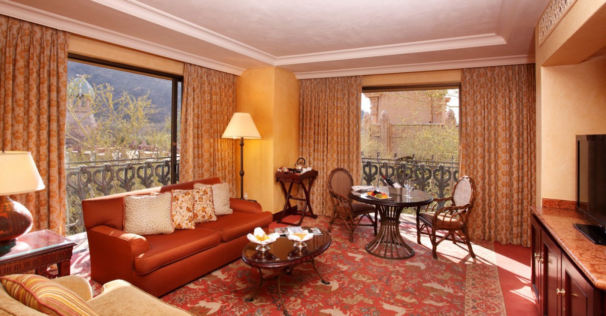 SUPERIOR SUITE